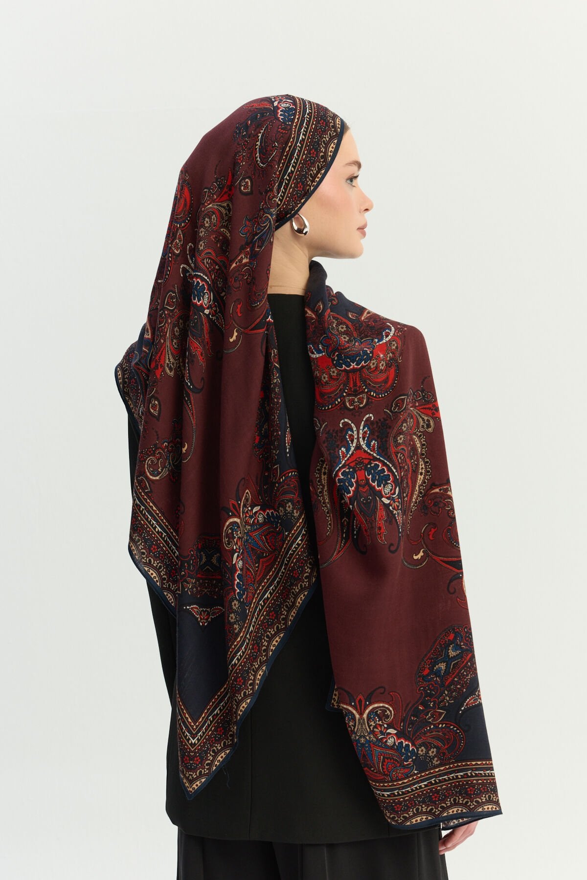 Nova Burgundy